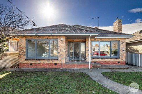 6 Surrey Street, BALLARAT CENTRAL VIC 3350