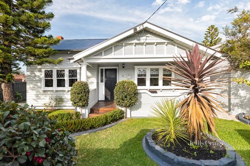 6 Sussex Street Pascoe Vale South 3044