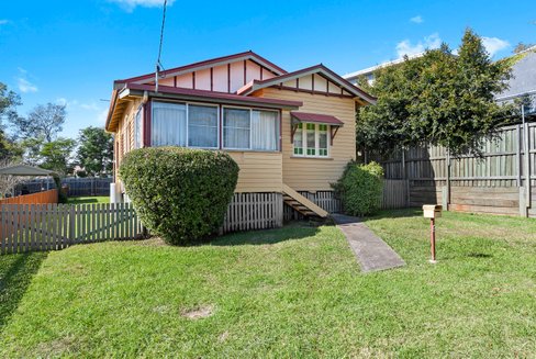 6 Tell Street EAST TOOWOOMBA