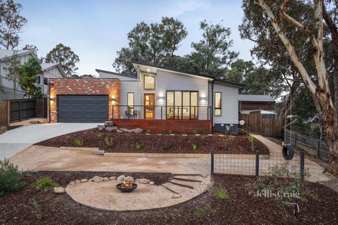 6 Upper Road Wattle Glen 3096