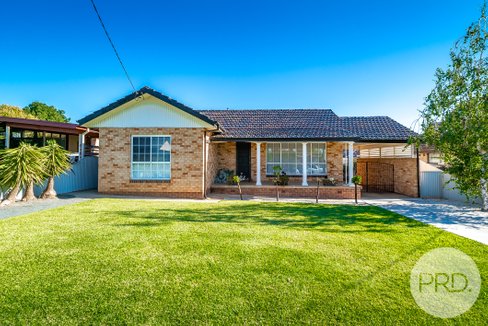 6 Walteela Avenue, MOUNT AUSTIN NSW 2650