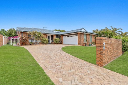 6 Wedgebill Parade, BURLEIGH WATERS QLD 4220