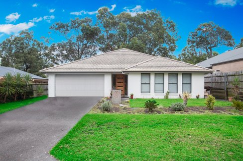 6 Weemala Close, ABERGLASSLYN NSW 2320