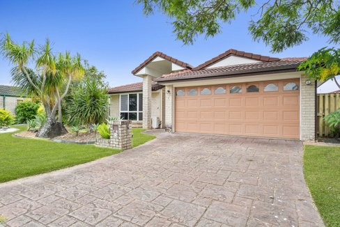 6 Wharton Street, Varsity Lakes QLD 4227