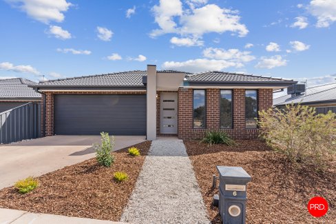 6 Whirrakee Parade, HUNTLY VIC 3551
