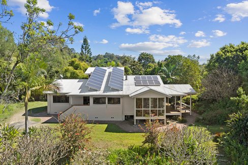 60 Bluegum Court, CRABBES CREEK