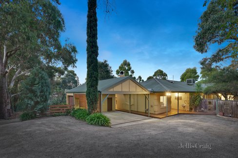 60 Hartley Road Wonga Park 3115