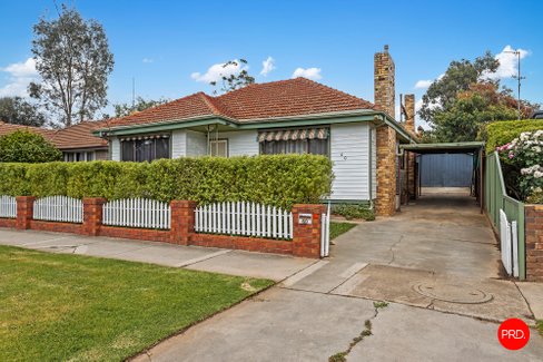 60 Mackenzie Street West, GOLDEN SQUARE VIC 3555