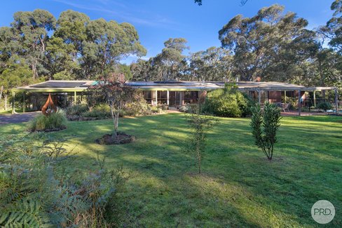 60 Page Road, SMYTHES CREEK VIC 3351