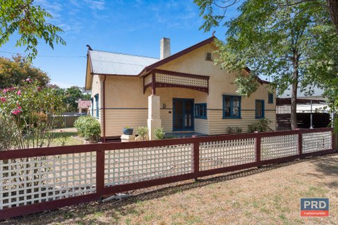 60 Russell Street, QUARRY HILL VIC 3550