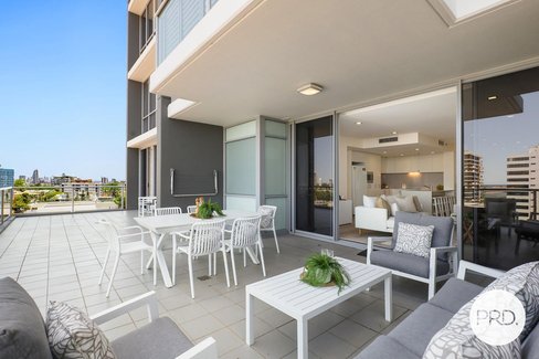 606/34 Scarborough Street, SOUTHPORT QLD 4215