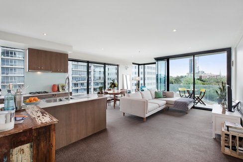 607/83 Queens Road Melbourne 3004