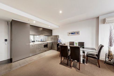 608 32 Bray Street South Yarra 3141