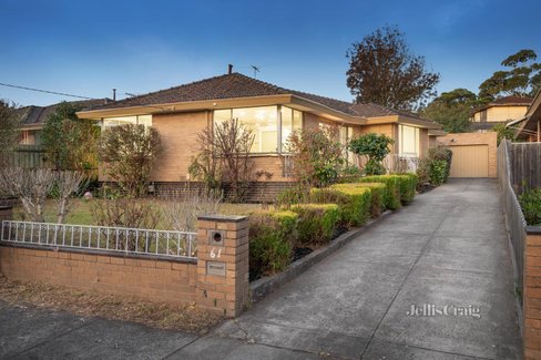 61 Crow Street Burwood East 3151