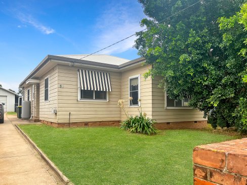 61 Phillip Street, TAMWORTH NSW 2340