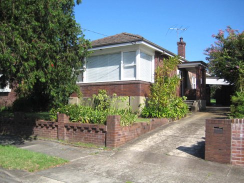 61 Railway Parade, MORTDALE NSW 2223