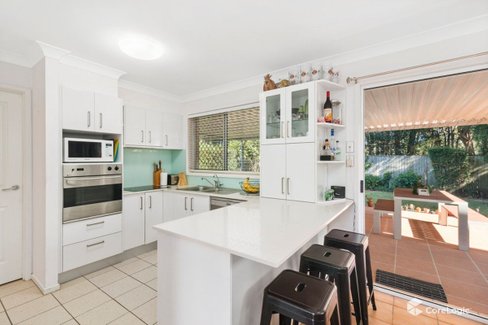 61 Seville Circuit, BURLEIGH WATERS QLD 4220