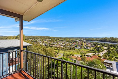 61 Sky Royal Terrace, BURLEIGH HEADS QLD 4220