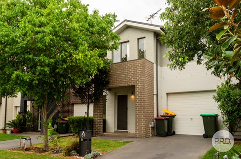 61 sovereign cct, GLENFIELD NSW 2167