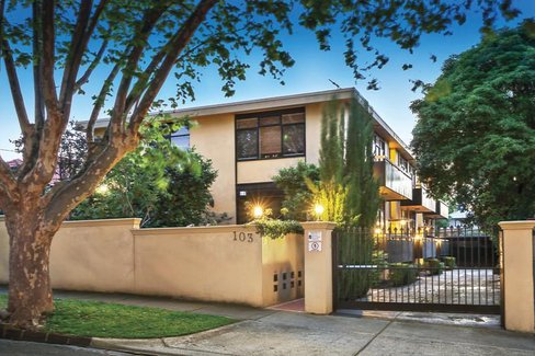 6/103 Walpole Street Kew 3101