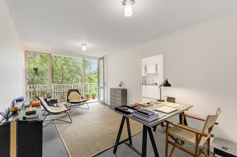 6/11 O' Shaughnessy Street Kew 3101