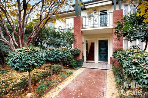 6/12 Copelen Street South Yarra 3141