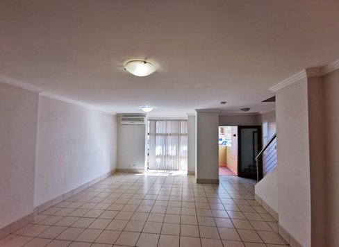 6/12 Dora Street, HURSTVILLE NSW 2220