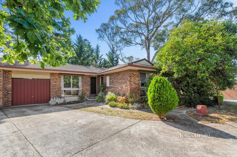6 12 Hume Street Greensborough 3088