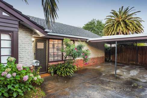 6 138 Charman Road Mentone 3194