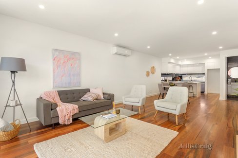 6/14-16 Fisher Parade Ascot Vale 3032