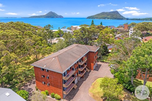 6/14 Gretel Close, NELSON BAY