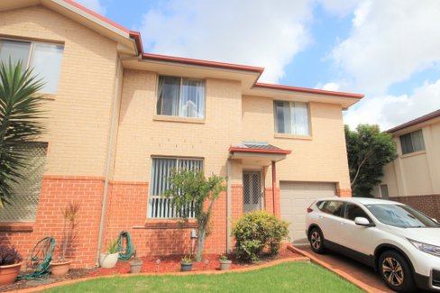 6/14 Pine Road, CASULA NSW 2170