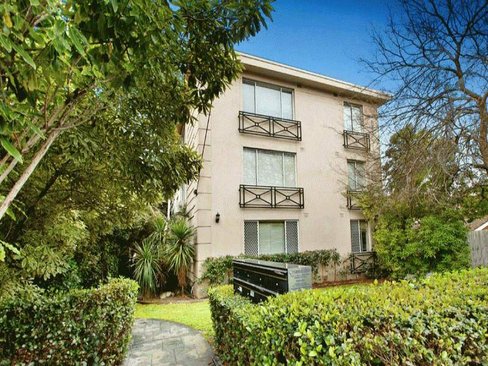 6 141 Riversdale Road Hawthorn 3122