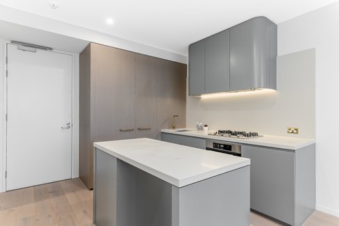 615/23 O'Sullivan Road Glen Waverley 3150
