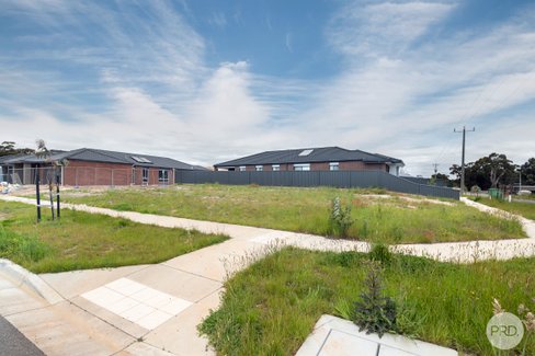 619 Kline Street, CANADIAN VIC 3350