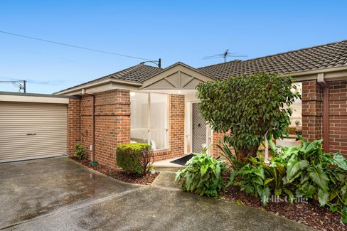 6 2-4 Station Street Mooroolbark 3138