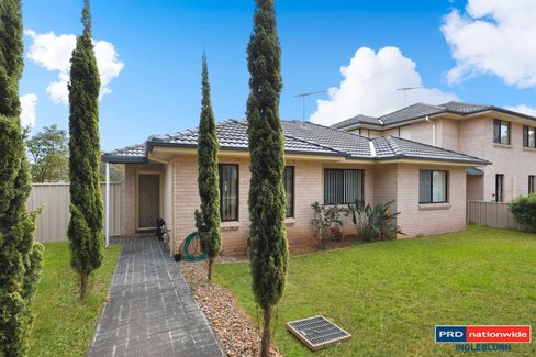 6/2 Baldwin Avenue, GLENFIELD NSW 2167