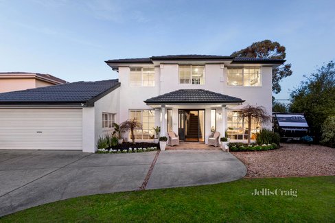 62 Little John Road Warranwood 3134