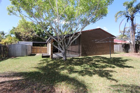 62 Panache Street, MOLENDINAR QLD 4214
