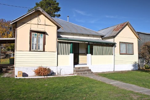 62 The Parade, TUMBARUMBA NSW 2653