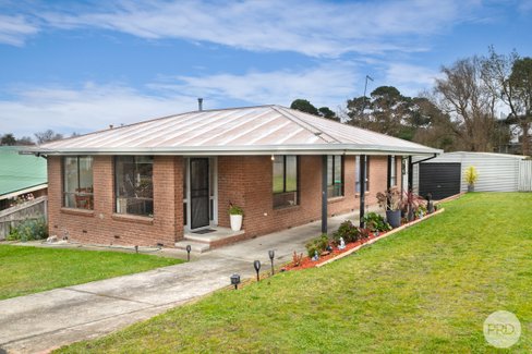 620 Tress Street, GOLDEN POINT VIC 3350