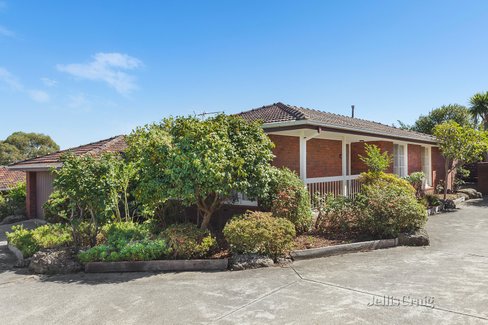 6/22 Middleborough Road Burwood East 3151