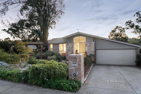 6 29 Batman Road Eltham 3095