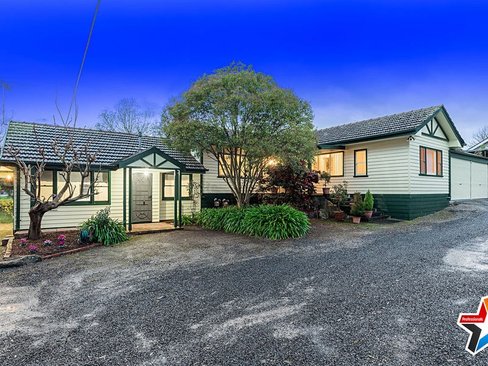 63-63A Cambridge Road Mooroolbark 3138