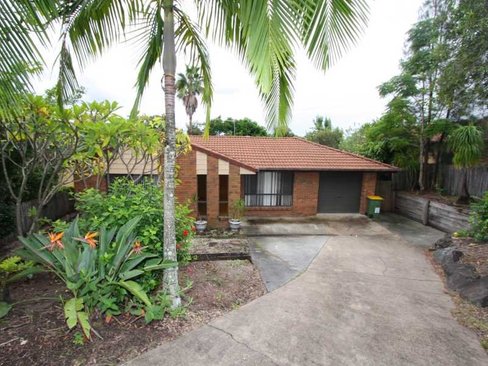 63 Alexander Drive, HIGHLAND PARK QLD 4211