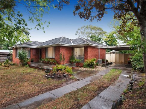 63 Greenslopes Drive Mooroolbark 3138