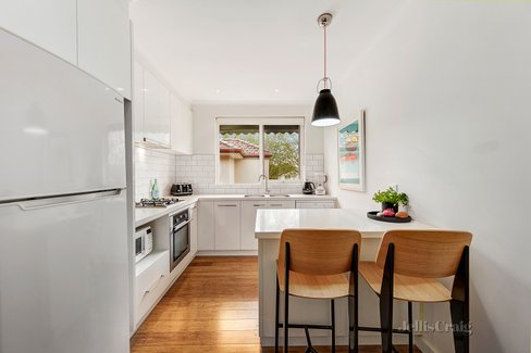 6/3 Hope Street Glen Iris 3146