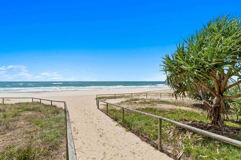 6/3 Nineteenth Avenue, PALM BEACH QLD 4221