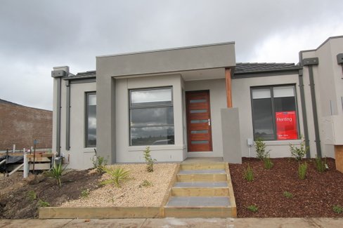 63 O'Shannassy Parade, Lucas VIC 3350