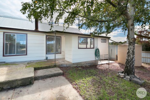 63 Sussex Street, LINTON VIC 3360